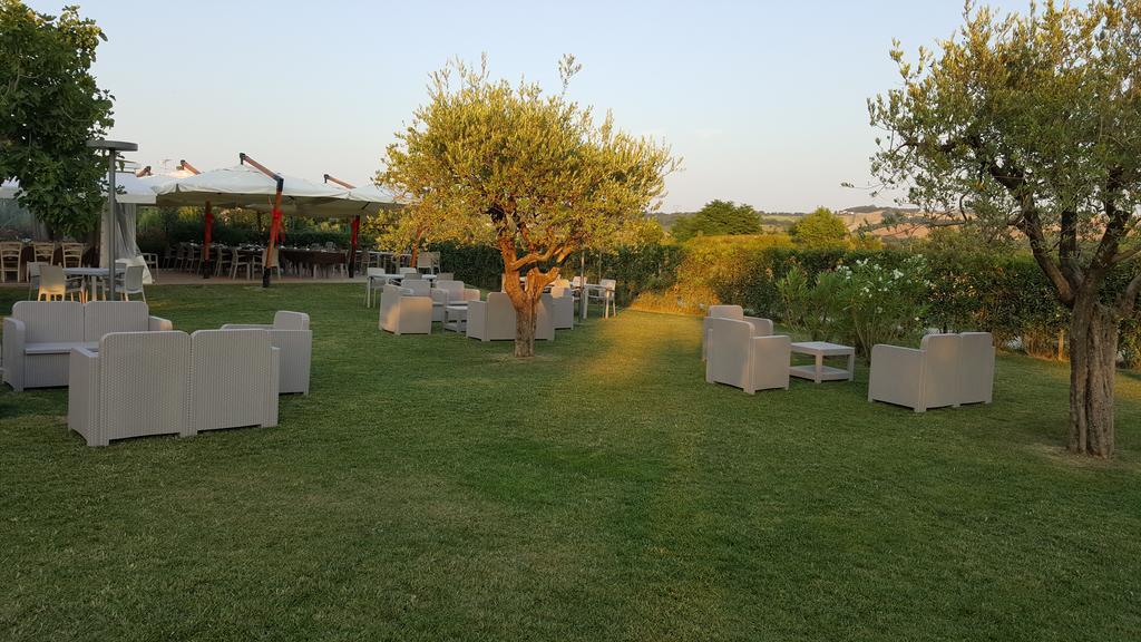 Locanda Borgognina Lucrezia Exterior photo